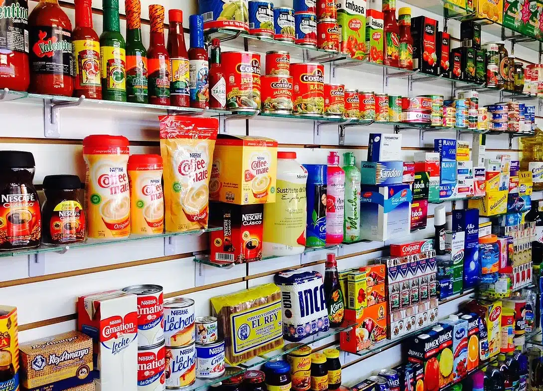 Cómo surtir una tienda de abarrotes