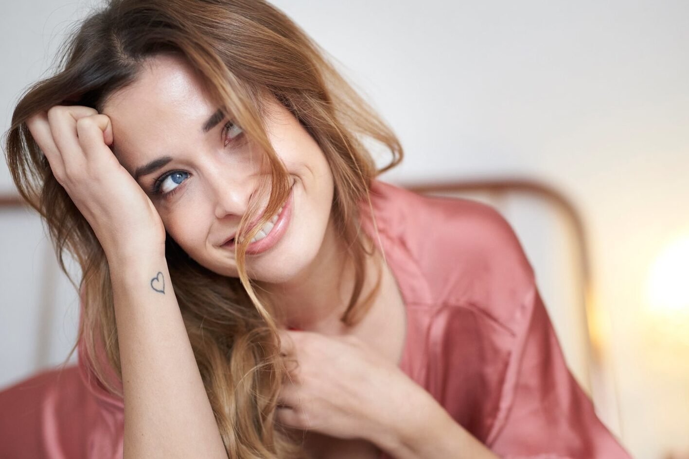 Secretos de Seducción: Cómo Vestirte para una Noche de Pasión con tu Pareja